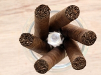 D&D Fine Cigars 9 Elm New Brunswick New Jersey Lounge